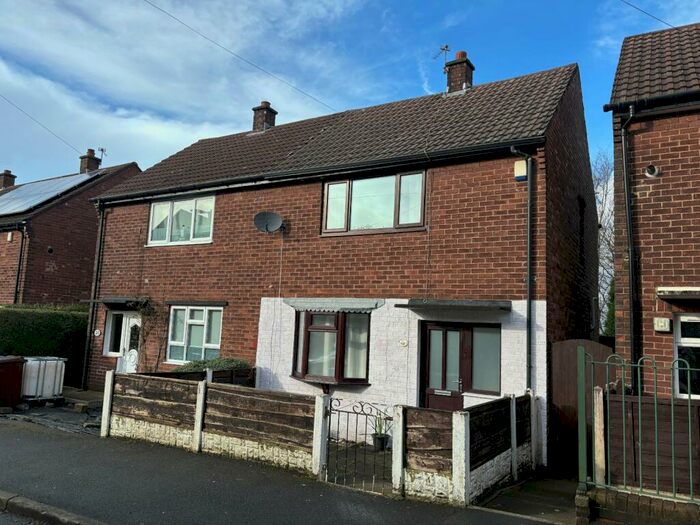 2 Bedroom Terraced House To Rent In Manor Road, Denton, Manchester, M34