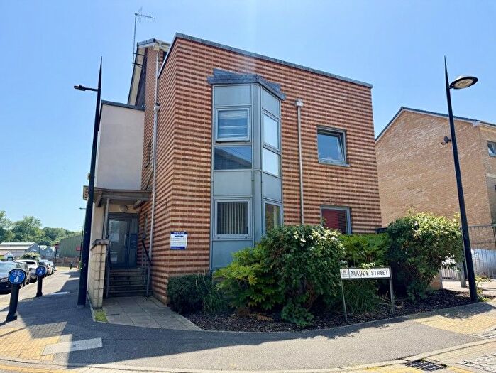 2 Bedroom Flat For Sale In Maude Street, Ipswich, Suffolk, IP3