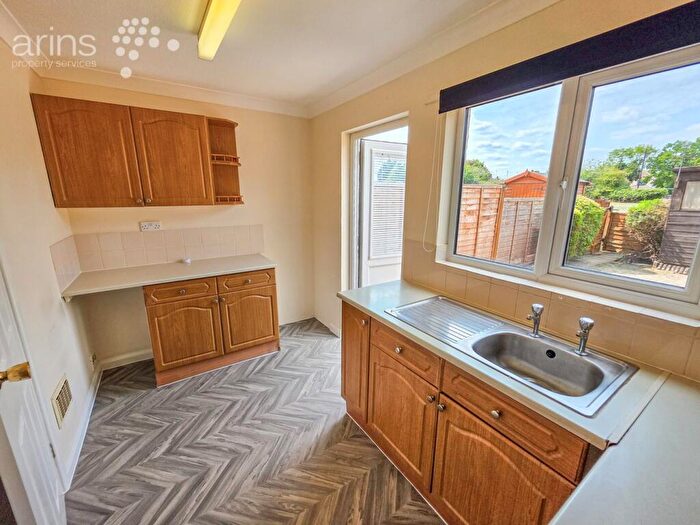 2 Bedroom Terraced House For Sale In Binbrook Close, Lower Earley, Reading, RG6