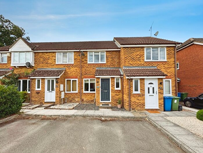 2 Bedroom Terraced House For Sale In Deller Street, Binfield, Bracknell, RG42