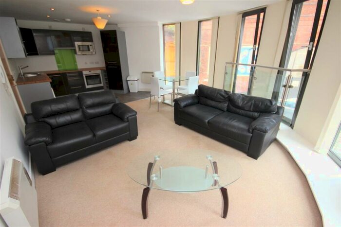 2 Bedroom Apartment To Rent In Barnfield House Salford Approach Salford, M3