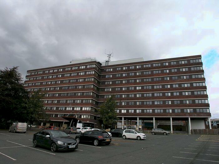 2 Bedroom Flat To Rent In The Minories, Dudley, DY2