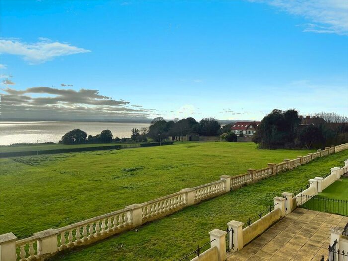 1 Bedroom Flat To Rent In Westcliff Terrace Mansions, Pegwell Road, Ramsgate, Kent, CT11
