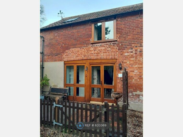2 Bedroom Terraced House To Rent In Dereham Road, Hingham, Norwich, NR9
