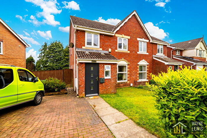 3 Bedroom Semi Detached House For Sale In Blaen Ifor, Energlyn, Caerphilly, CF83