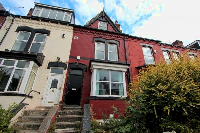 5 Bedroom Terraced House To Rent In Brudenell Mount, Hyde Park, Leeds, LS6