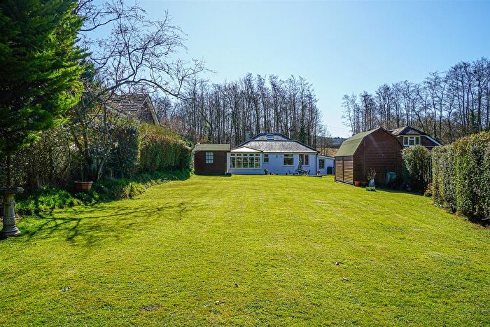 4 Bedroom Detached Bungalow For Sale In Butchers Lane, Three Oaks, Hastings, TN35