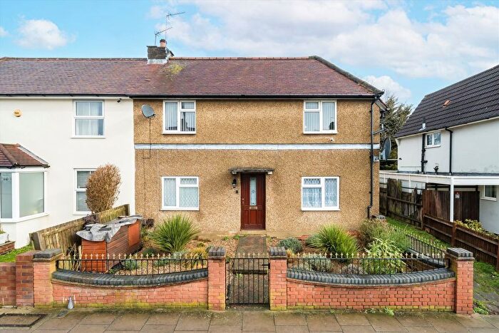 2 Bedroom Flat To Rent In Oakleigh Road North, London, N20