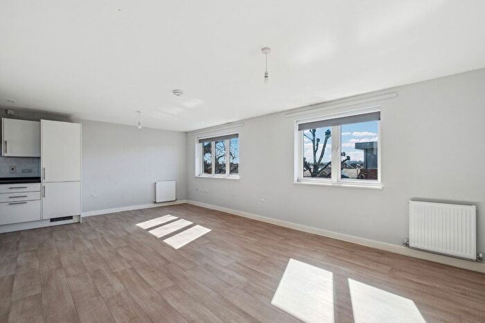 Studio To Rent In Norman Court, Lower Richmond Road, SW15