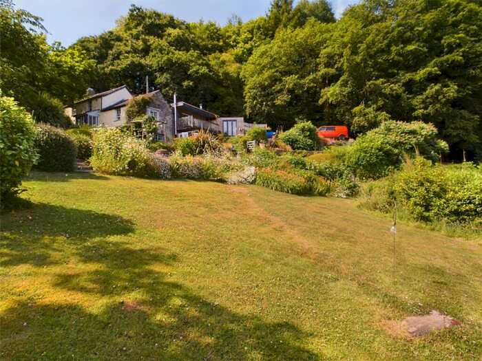 4 Bedroom Detached House For Sale In Grogley, Nr Wadebridge, PL30