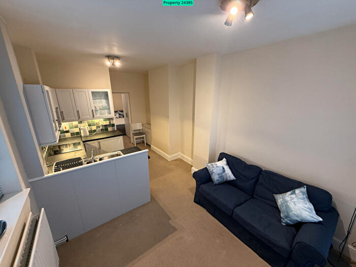 1 Bedroom Flat To Rent In Birmingham Road, Sutton Coldfield, B72