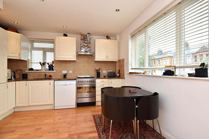 3 Bedroom Semi-Detached House To Rent In Grierson Road, London, SE23