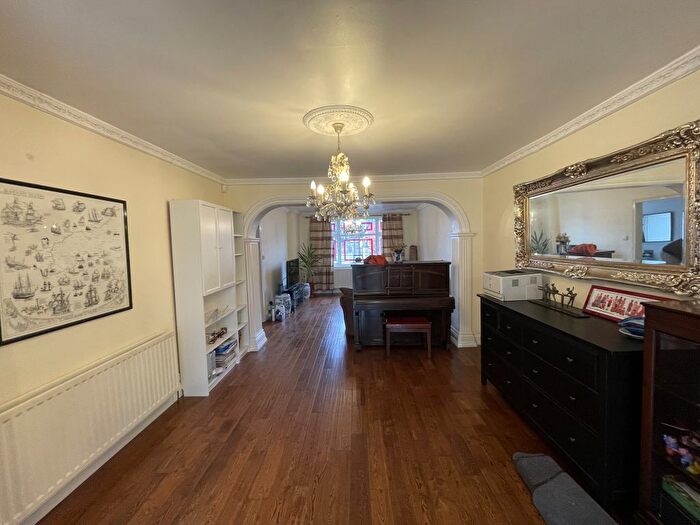 3 Bedroom Semi Detached House To Rent In Norval Road, Wembley, HA0