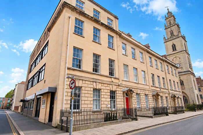 2 Bedroom Flat To Rent In Portland Square, City Centre, BS2