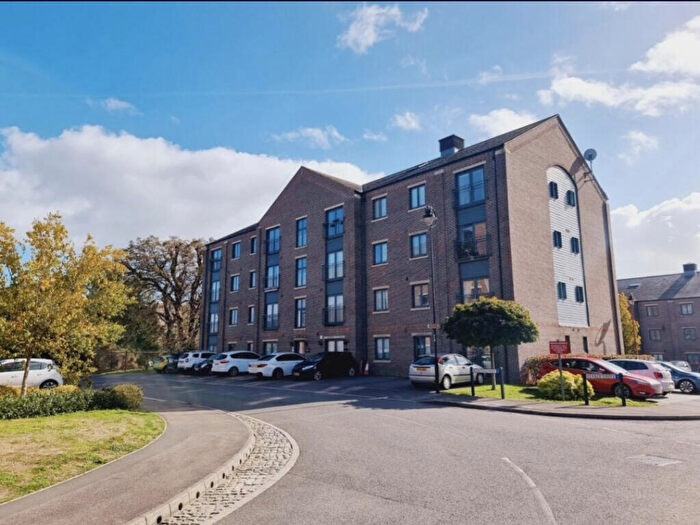 2 Bedroom Apartment To Rent In Searle Drive, Gosport, PO12