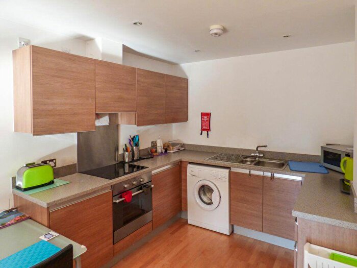 1 Bedroom Flat To Rent In Apt Dain Court, B29