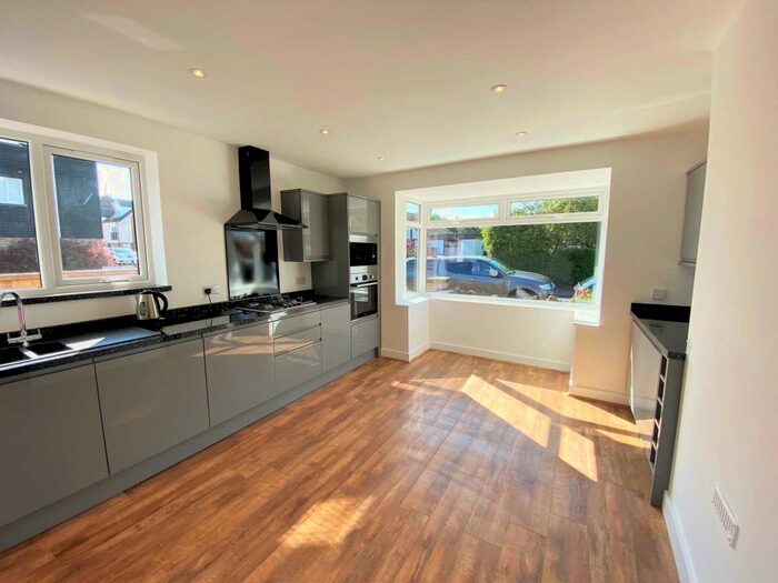 2 Bedroom Detached Bungalow To Rent In Diamond Road, Whitstable, CT5