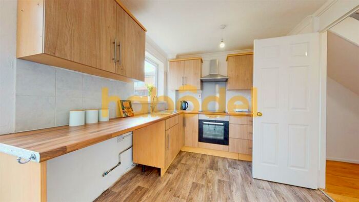 3 Bedroom Terraced House To Rent In Newhaven Avenue, Mansfield Woodhouse, Mansfield, NG19