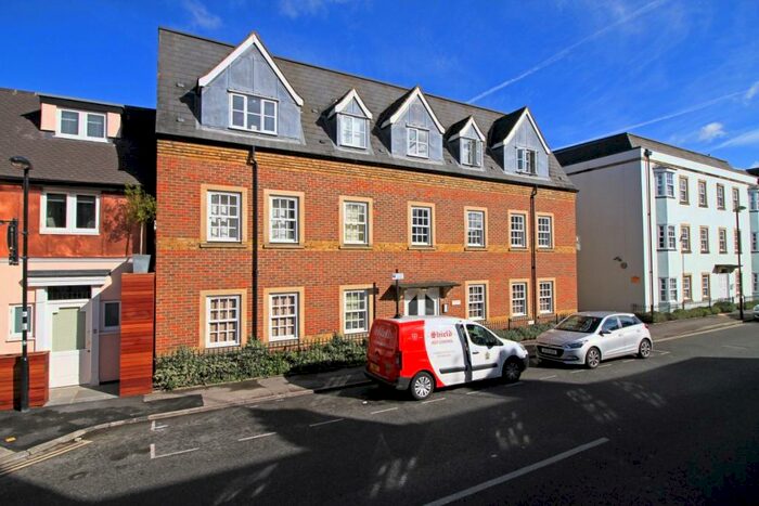 2 Bedroom Apartment To Rent In St Thomas Street, City Centre, OX1