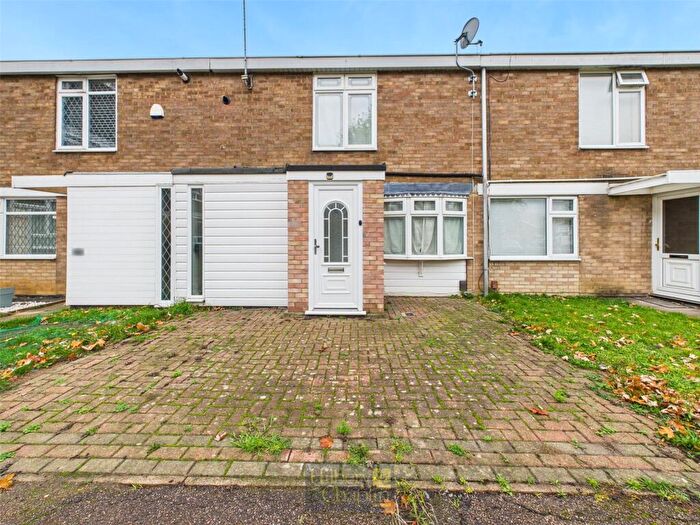 2 Bedroom Terraced House For Sale In Ballards Walk, Basildon, Essex, SS15