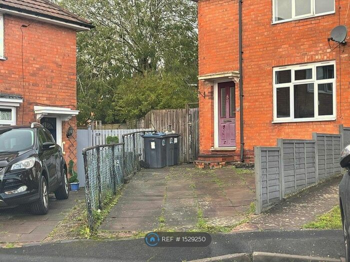 3 Bedroom End Of Terrace House To Rent In Shilton Grove, Birmingham, B29
