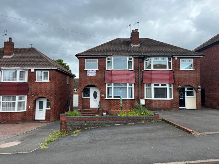 3 Bedroom Semi Detached House For Sale In Eve Lane, Dudley, DY1