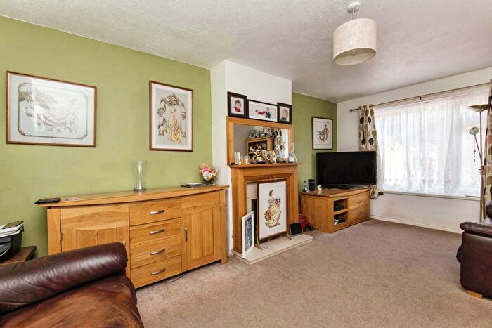 3 Bedroom Terraced House For Sale In King Arthurs Road, Exeter, Devon, EX4