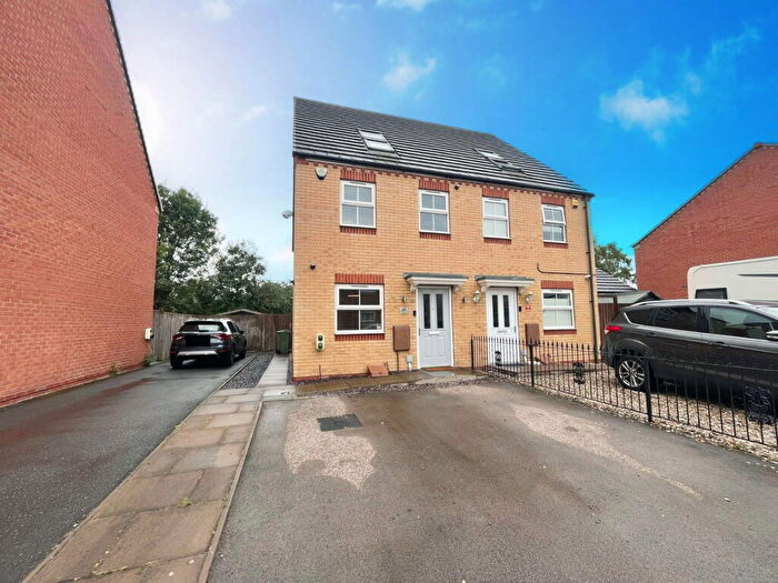 3 Bedroom Semi-Detached House For Sale In Brythill Drive, Brierley Hill, DY5