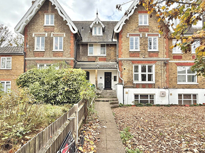 1 Bedroom Flat To Rent In St Marys Road, Peckham, SE15