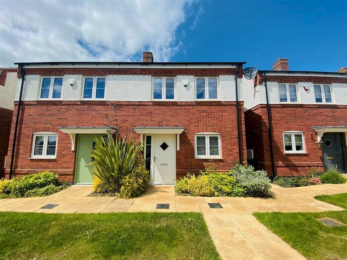 2 Bedroom Semi-detached House For Sale In Choyce Close, Hugglescote, Leicestershire, LE67