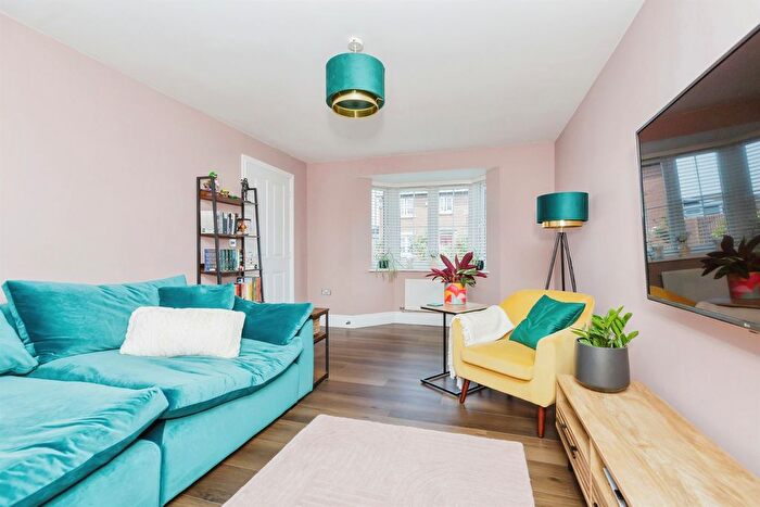 4 Bedroom Detached House For Sale In Cardinal Drive, Burbage, Hinckley, LE10