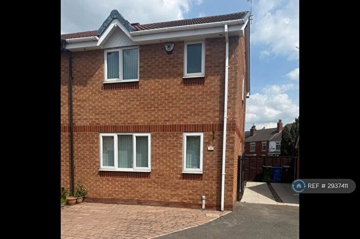 2 Bedroom Semi-Detached House To Rent In Springwell Gardens, Doncaster, DN4