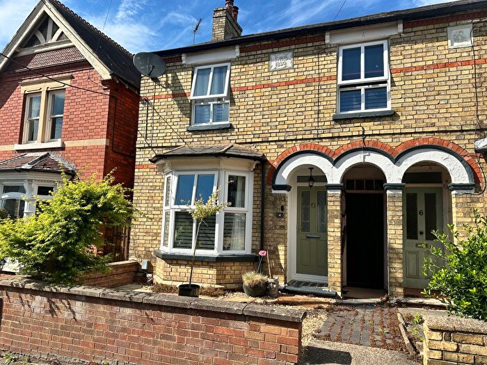 3 Bedroom Semi Detached House For Sale In Coleman Street, Raunds, NN9