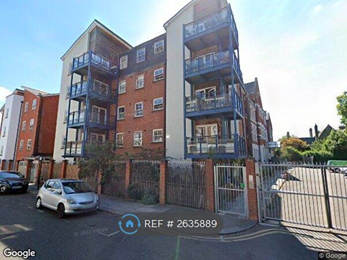 2 Bedroom Flat To Rent In All Nations House, London, E8