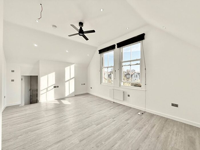 Studio To Rent In Canfield Gardens, NW6