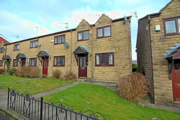 3 Bedroom Terraced House To Rent In Walshaw Road, Bury, BL8