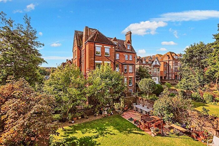 2 Bedroom Flat For Sale In Flat, B Grassington Road, Eastbourne, BN20