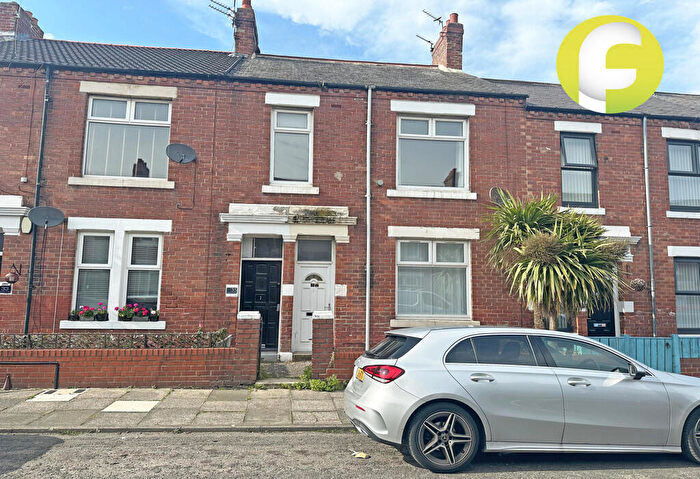 2 Bedroom Flat To Rent In Lansdowne Terrace, North Shields, North Tyneside, NE29