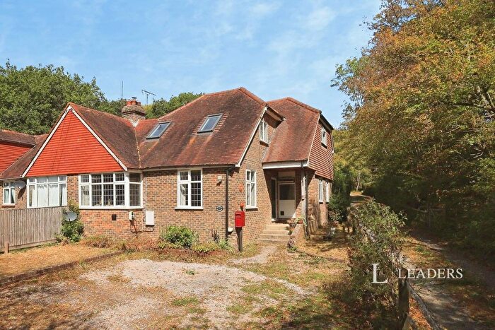 3 Bedroom Property To Rent In Hackhurst Lane, Lower Dicker, Hailsham, BN27