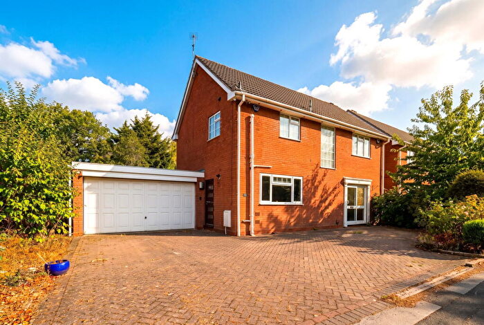 4 Bedroom Detached House For Sale In Blossomfield Road, Solihull, B91