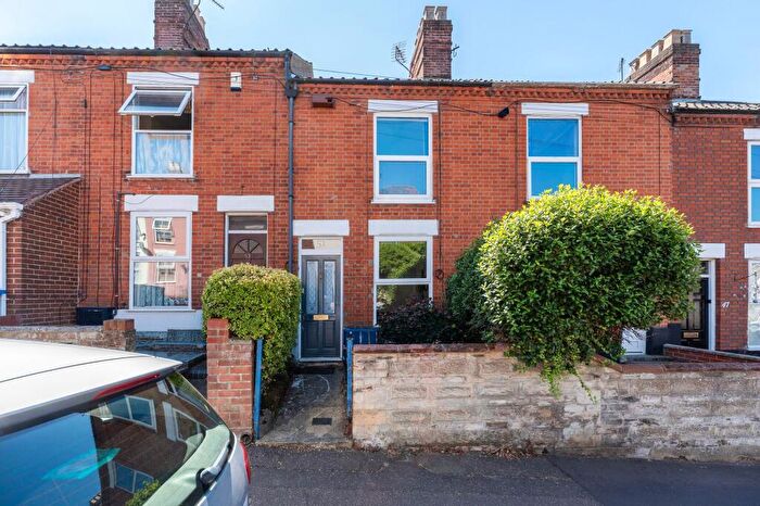 3 Bedroom Terraced House For Sale In Churchill Road, Norwich, NR3