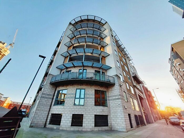 2 Bedroom Flat To Rent In City South, City Road East, Southern Gateway, Manchester, M15