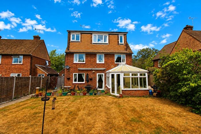 4 Bedroom Detached House For Sale In Chaucer Gardens, Tonbridge, TN9