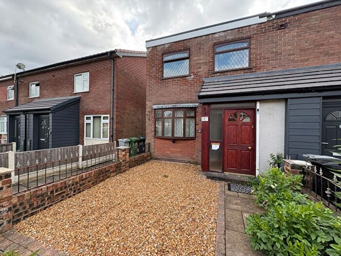 3 Bedroom End Of Terrace House To Rent In Redbrook Road, Timperley, WA15