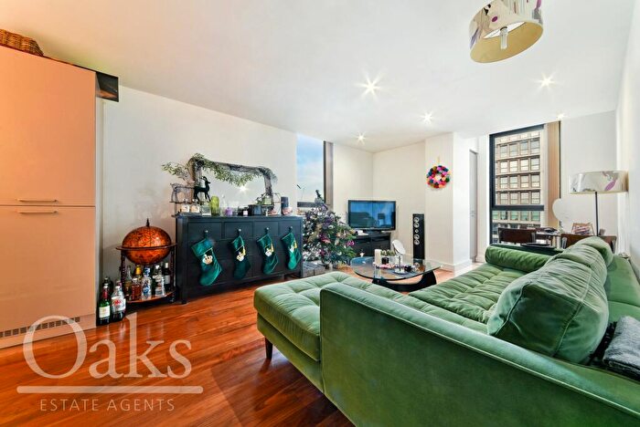 2 Bedroom Apartment To Rent In Mason's Avenue, Croydon, CR0