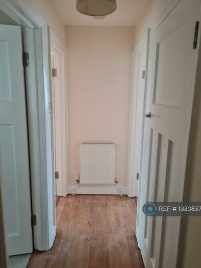 1 Bedroom Flat To Rent In Clifton Road, Harrow, HA3