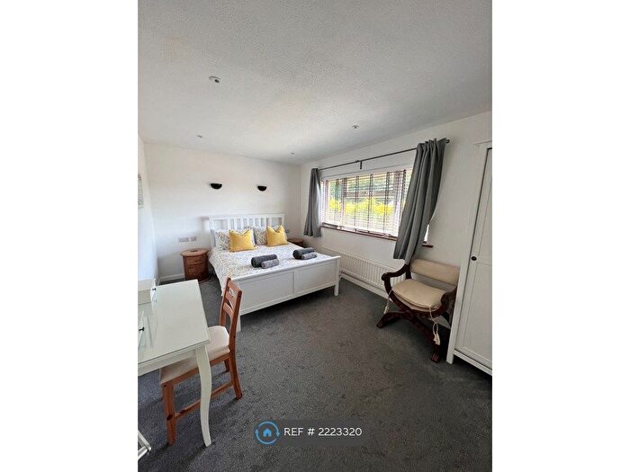 3 Bedroom Semi-Detached House To Rent In West Road, Wareham, BH20