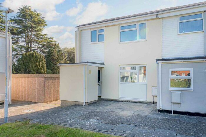 3 Bedroom House To Rent In Windermere, Faversham, ME13