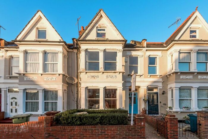 5 Bedroom Terraced House To Rent In Vaughan Road, Harrow HA1
