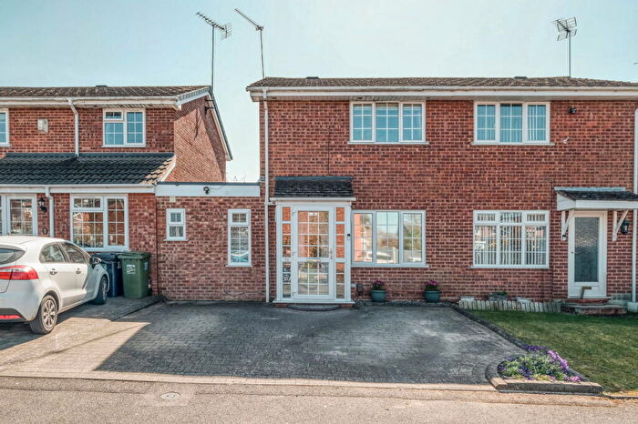 2 Bedroom Semi-Detached House For Sale In Hollyberry Close, Winyates Green, Redditch, B98
